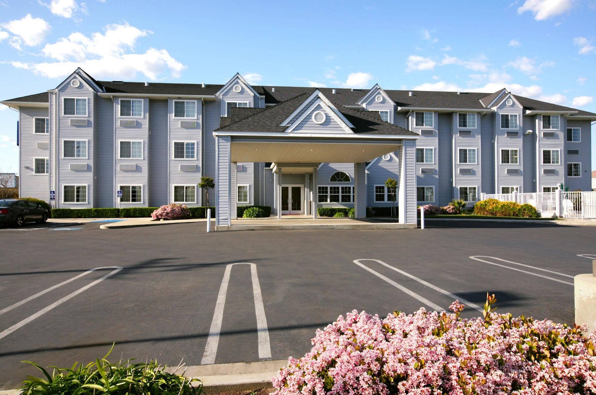 Microtel Inn & Suites Modesto Ceres Dış mekan fotoğraf