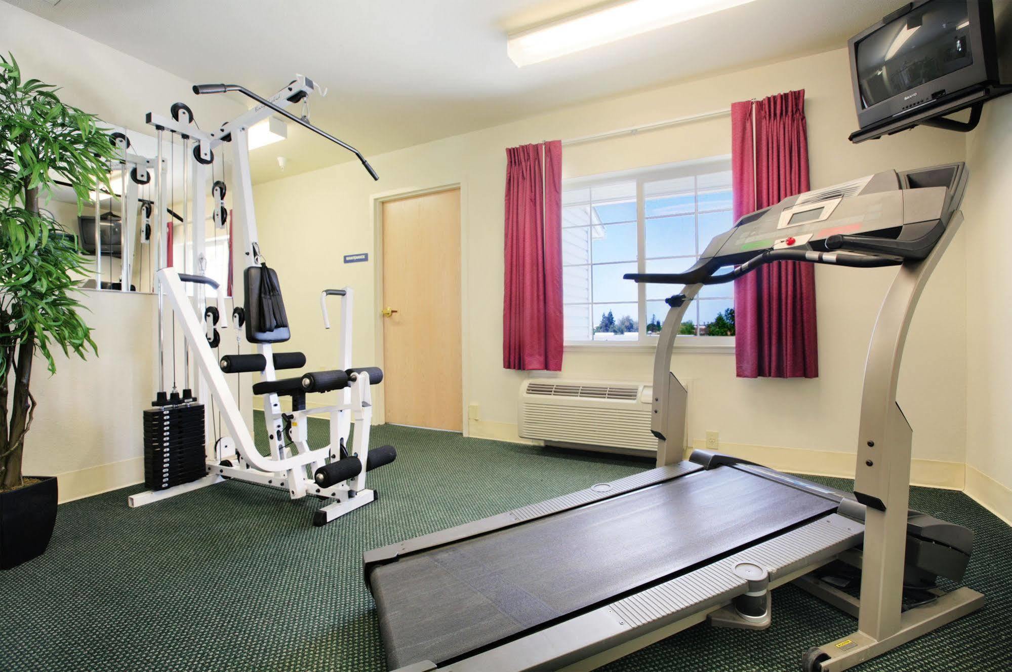 Microtel Inn & Suites Modesto Ceres Dış mekan fotoğraf